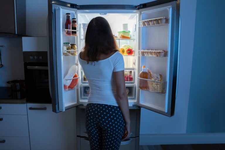 el hambre emocional puede distinguirse del hambre fisiologica